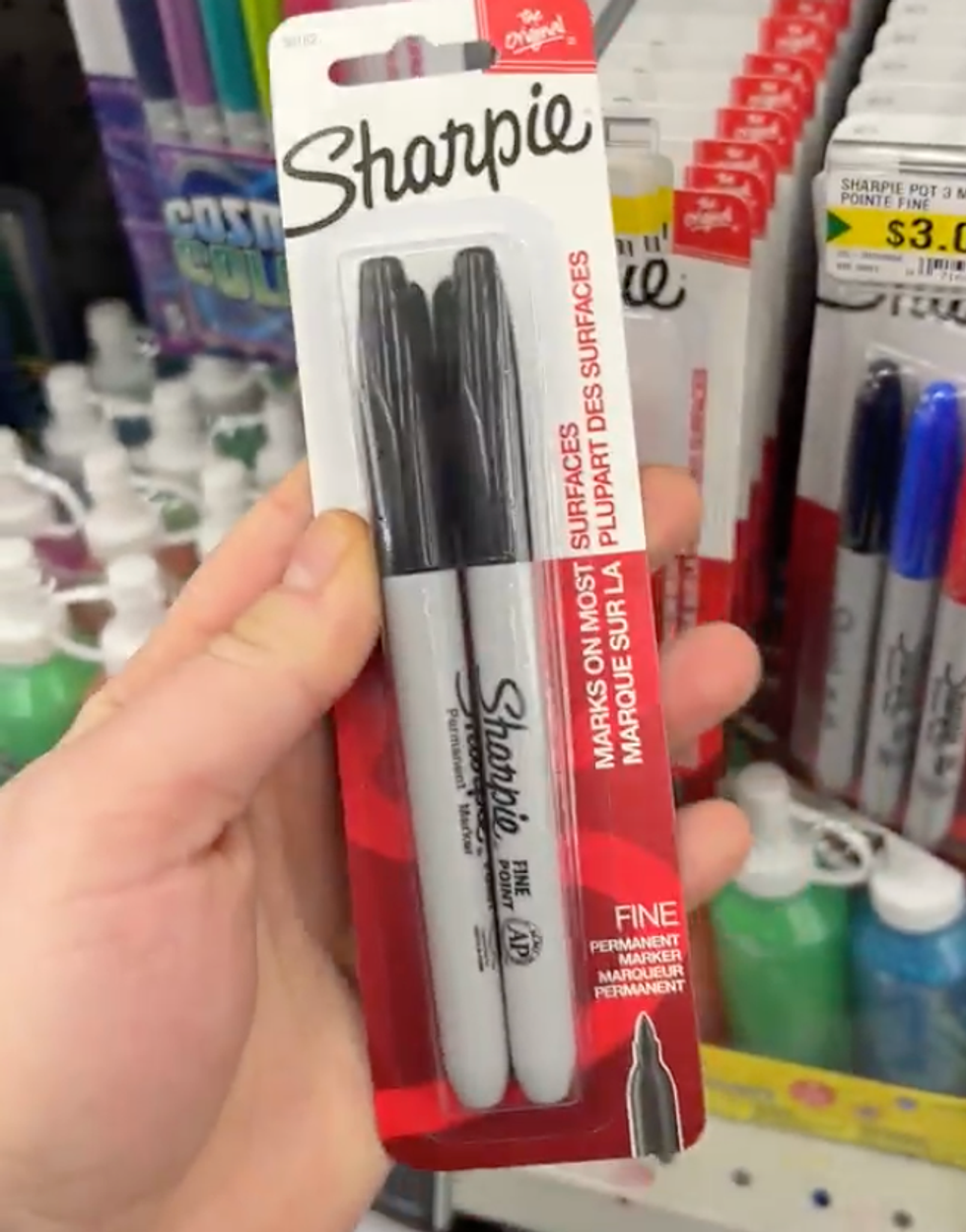 Sharpies (two-pack).