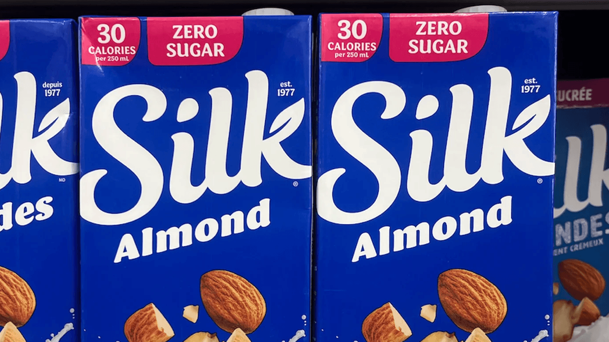 Silk unsweetened almond drink.