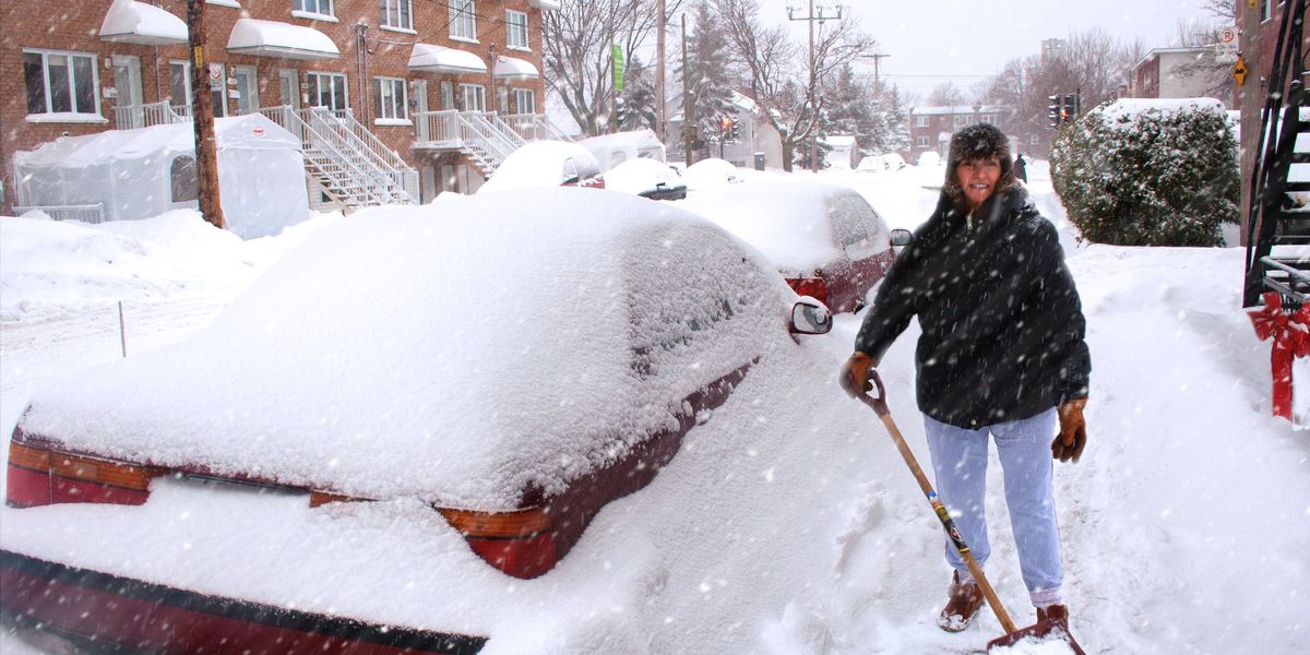 11 crucial tips for surviving a Montreal winter, according to people who live here, Life in canada