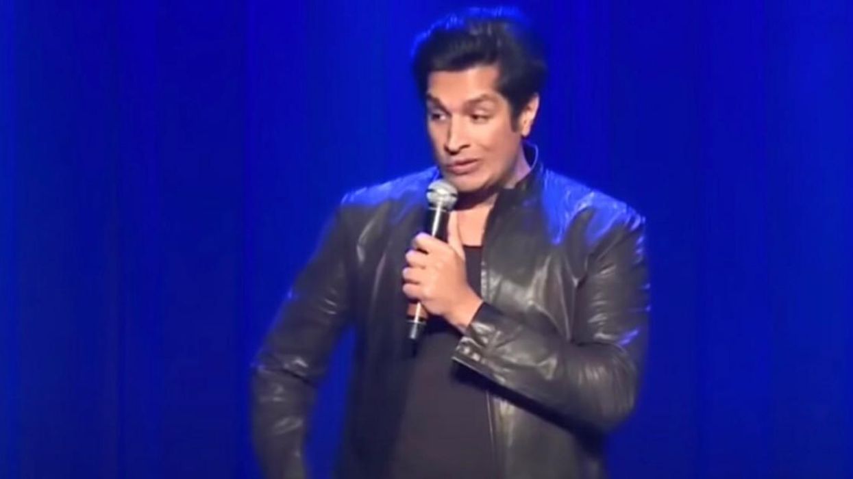 Sugar Sammy Hilariously Roasted Someone At His Show For Being On Edibles (VIDEO)