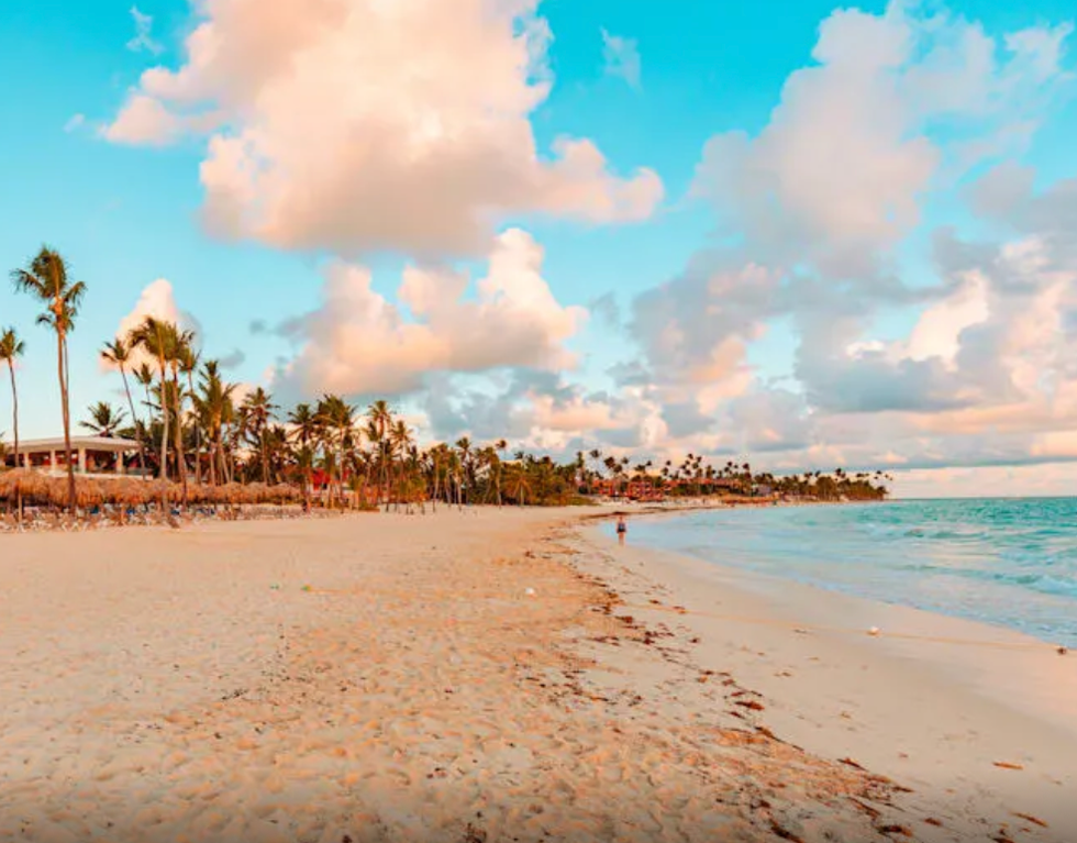 The Caribe Deluxe Princess resort beach.