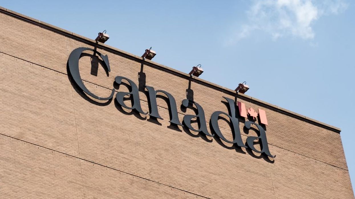 The CRA Is Hiring Montreal Students & The Jobs Pay Up To $25/Hour