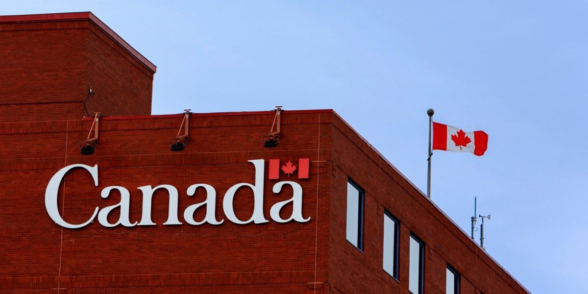 4 Government of Canada jobs in Montreal you can apply for that pay up to 1K per year 4 Government of Canada jobs in Montreal you can apply for that pay up to 1K per year