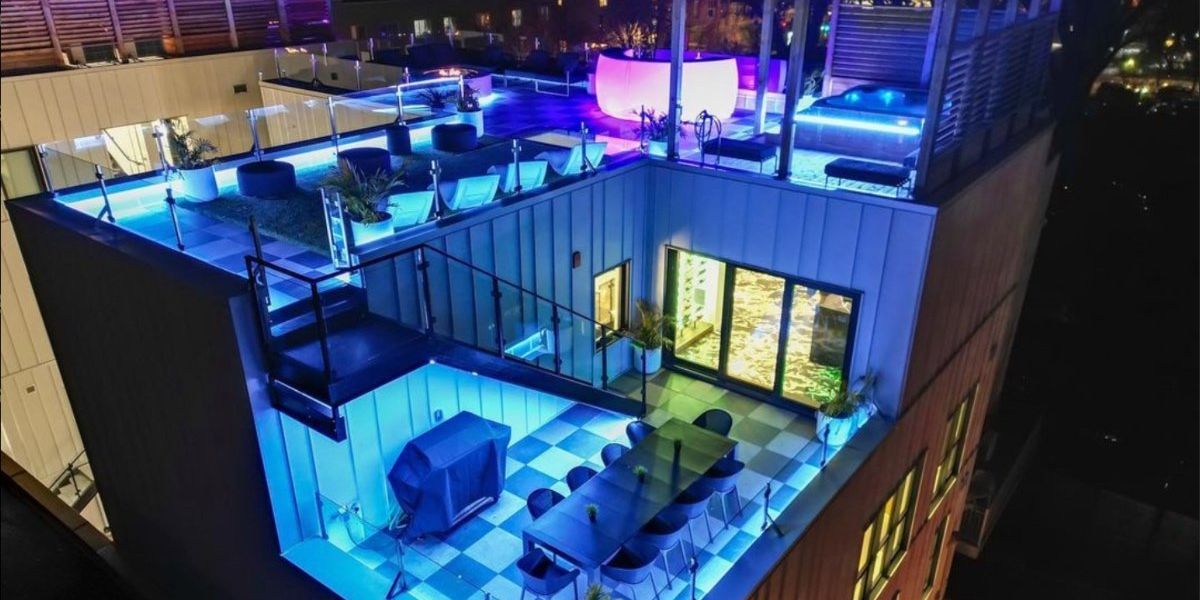 Luxury Penthouse With Private Fire Pit photo