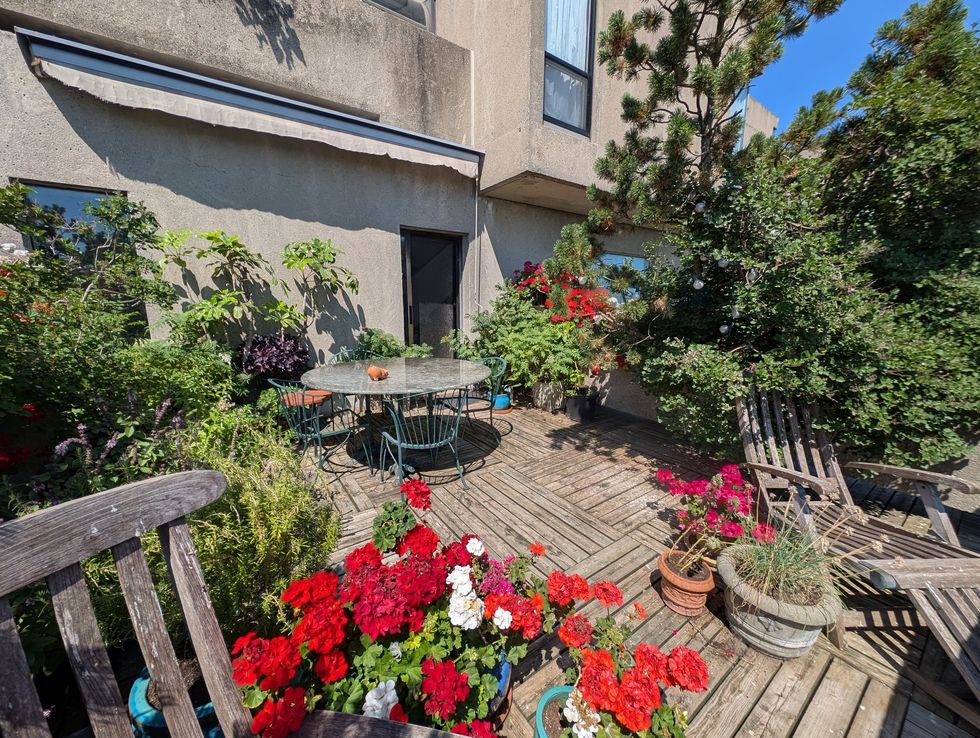 The interior of 2600 Av. Pierre-Dupuy #635, Montreal, QC.