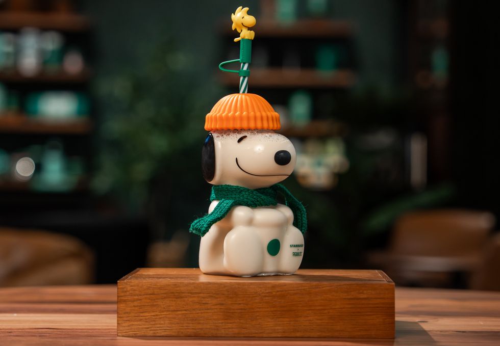 The Peanuts & Starbucks collection launches Sept. 15 and will be available while supplies last in participating Starbucks coffeehouses across Canada