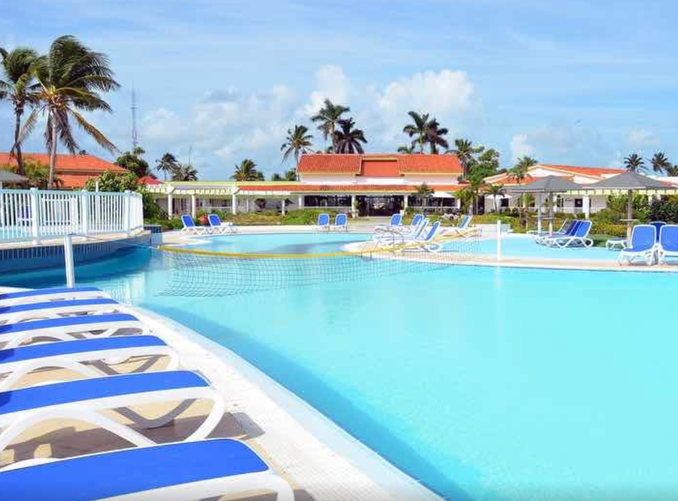 The pool at the Starfish Cayo Guillermo resort.