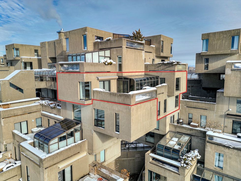 The three-cube unit for sale in Habitat 67.