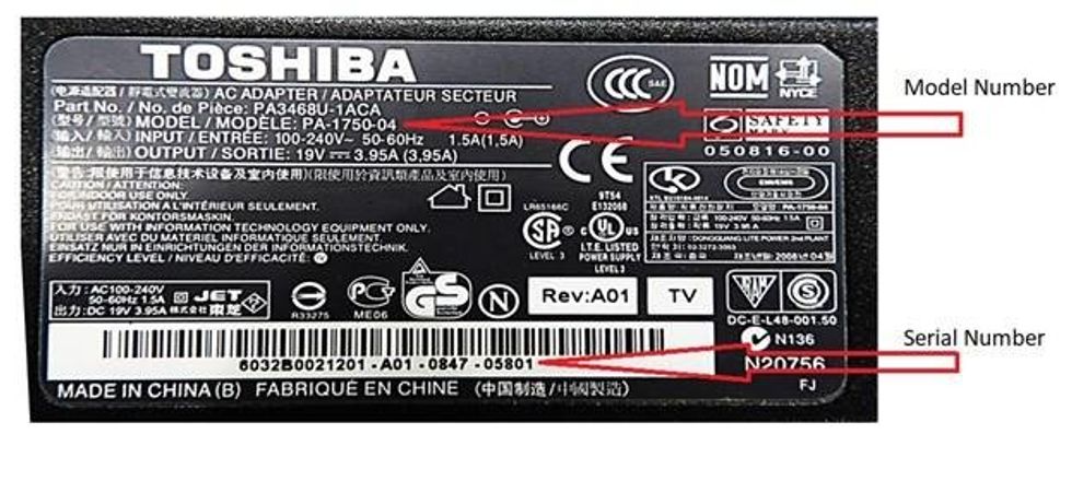 Adaptadores de CA marca Toshiba