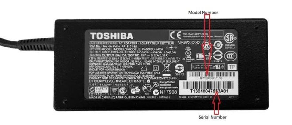 Adaptadores de CA marca Toshiba