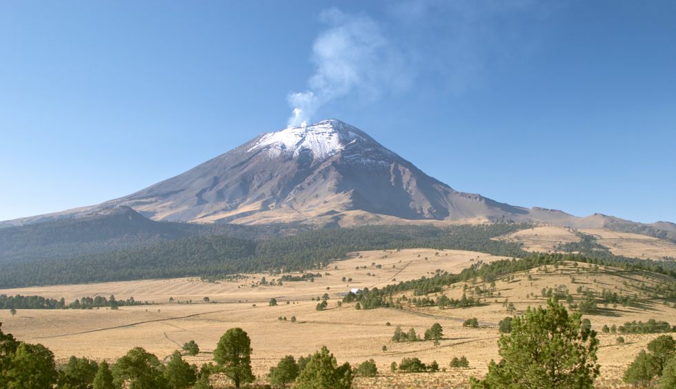 \u200bActive Popocat\u00e9petl volcano.