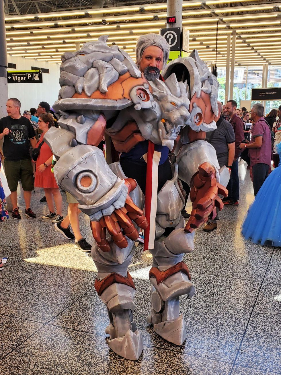 \u200bCosplay of Reinhardt.
