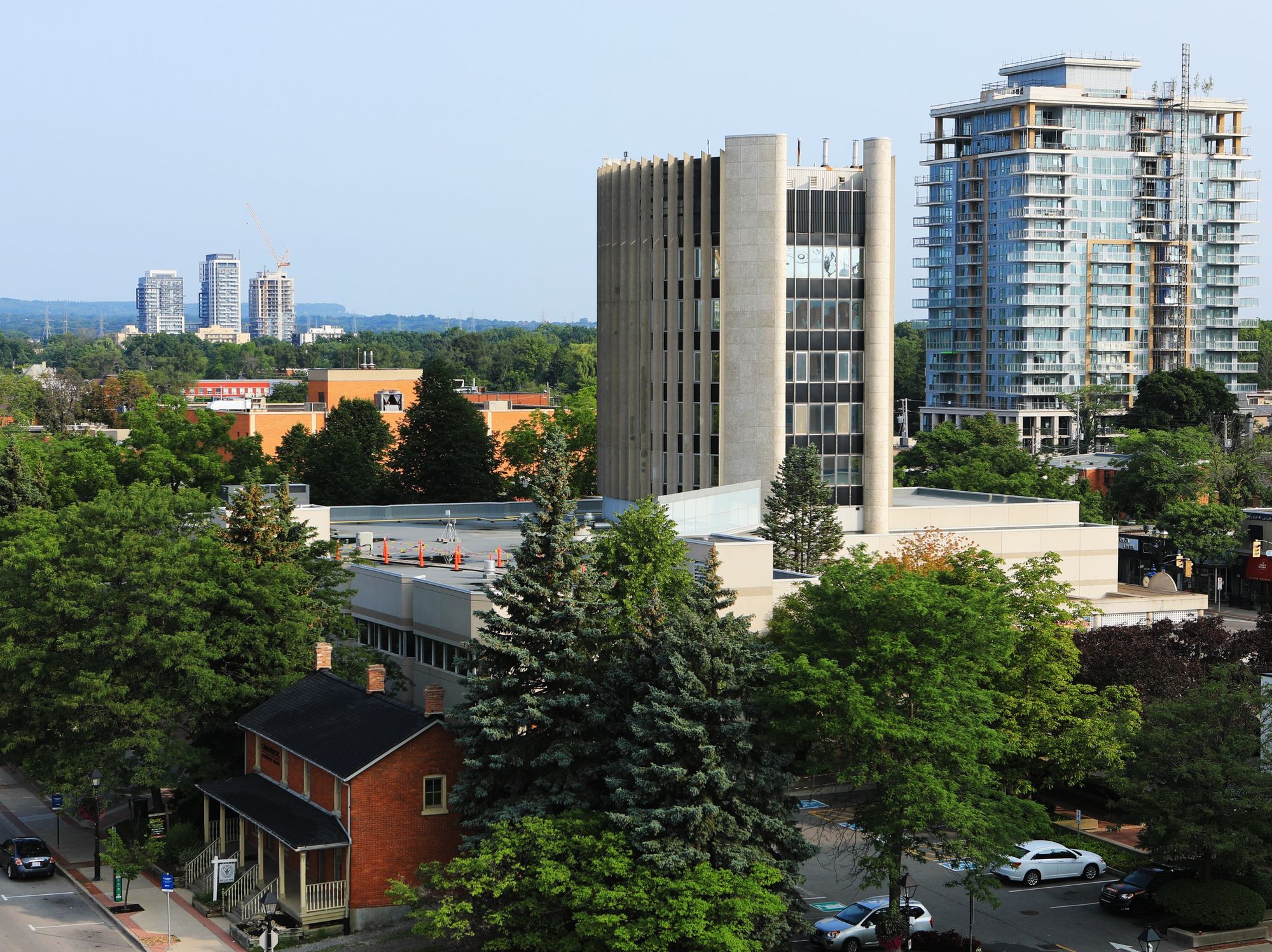 \u200bSkyline in Burlington, Ontario.